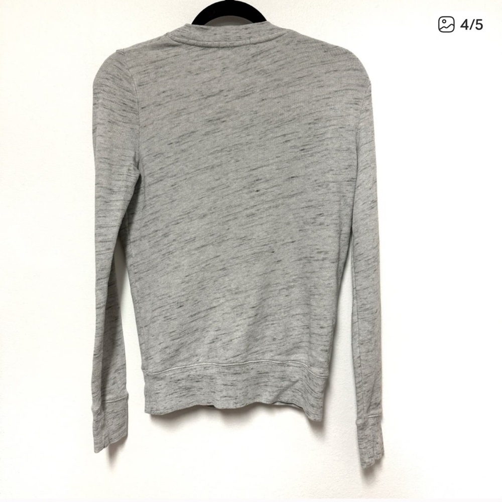 ALO Yoga Heather Gray Long Sleeve Top